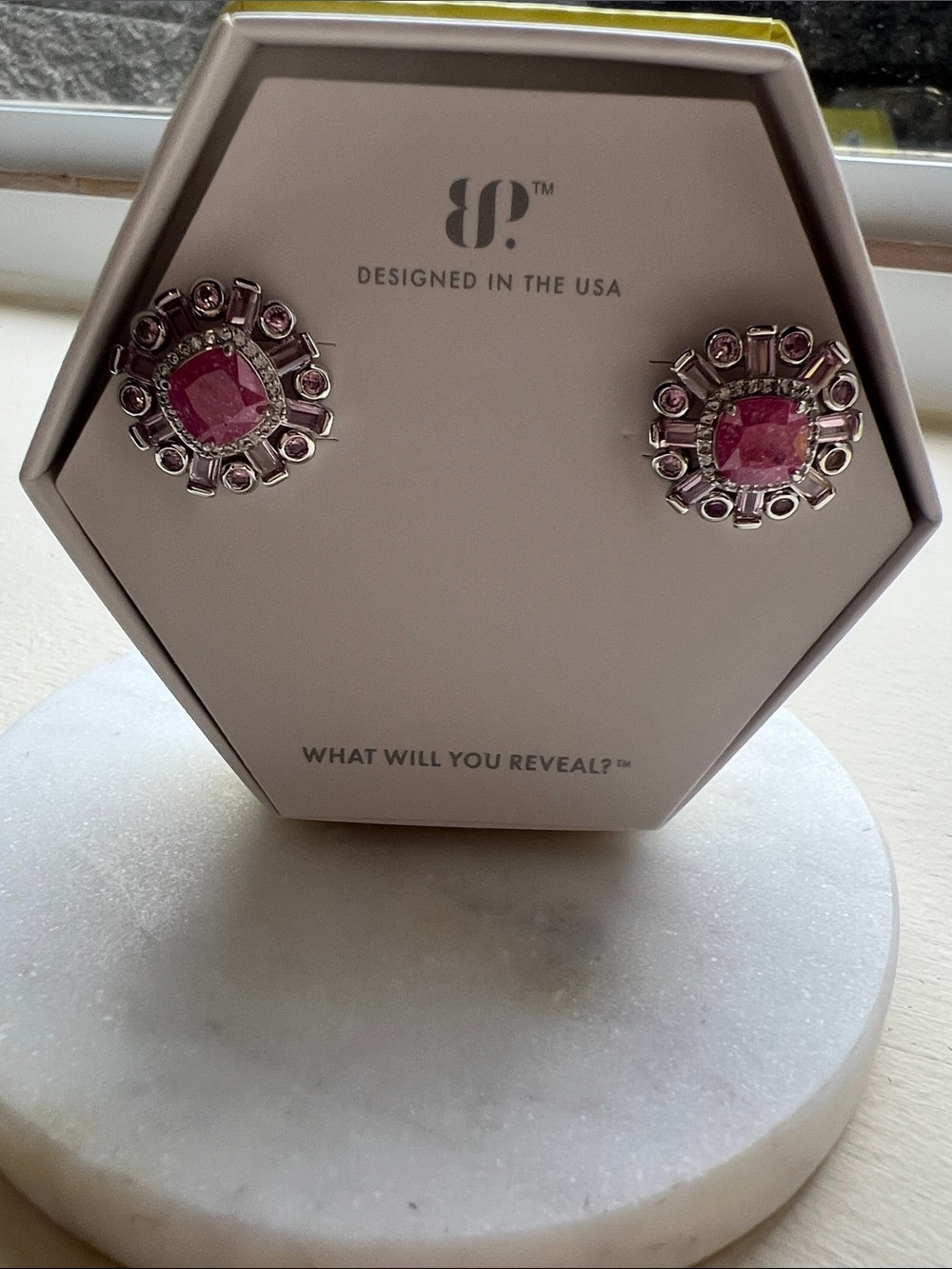 bp Pink rare unicorn 🦄 Crystal Halo Cluster Stud Earrings
